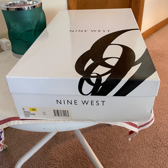 New Nine West size 8 brown suede slouchy heeled boots - Picture 7 of 7